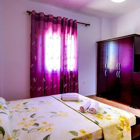 Vila Kreka * Ksamil